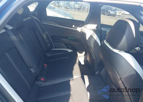 2026 Kia K5 Gt-Line z USA, uszkodzony, nr VIN KNAG64J73T5407069